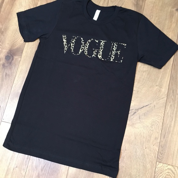 BLACK T~SHIRT WITH “VOGUE” IN LEOPARD A LEOPARD PRINT 100% COTTON - Picture 4 of 8